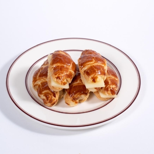 Mini Croissant With Cheese